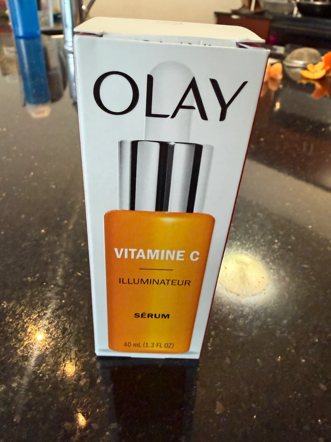 OLAY vitamin c serum illuminateur - Brand new