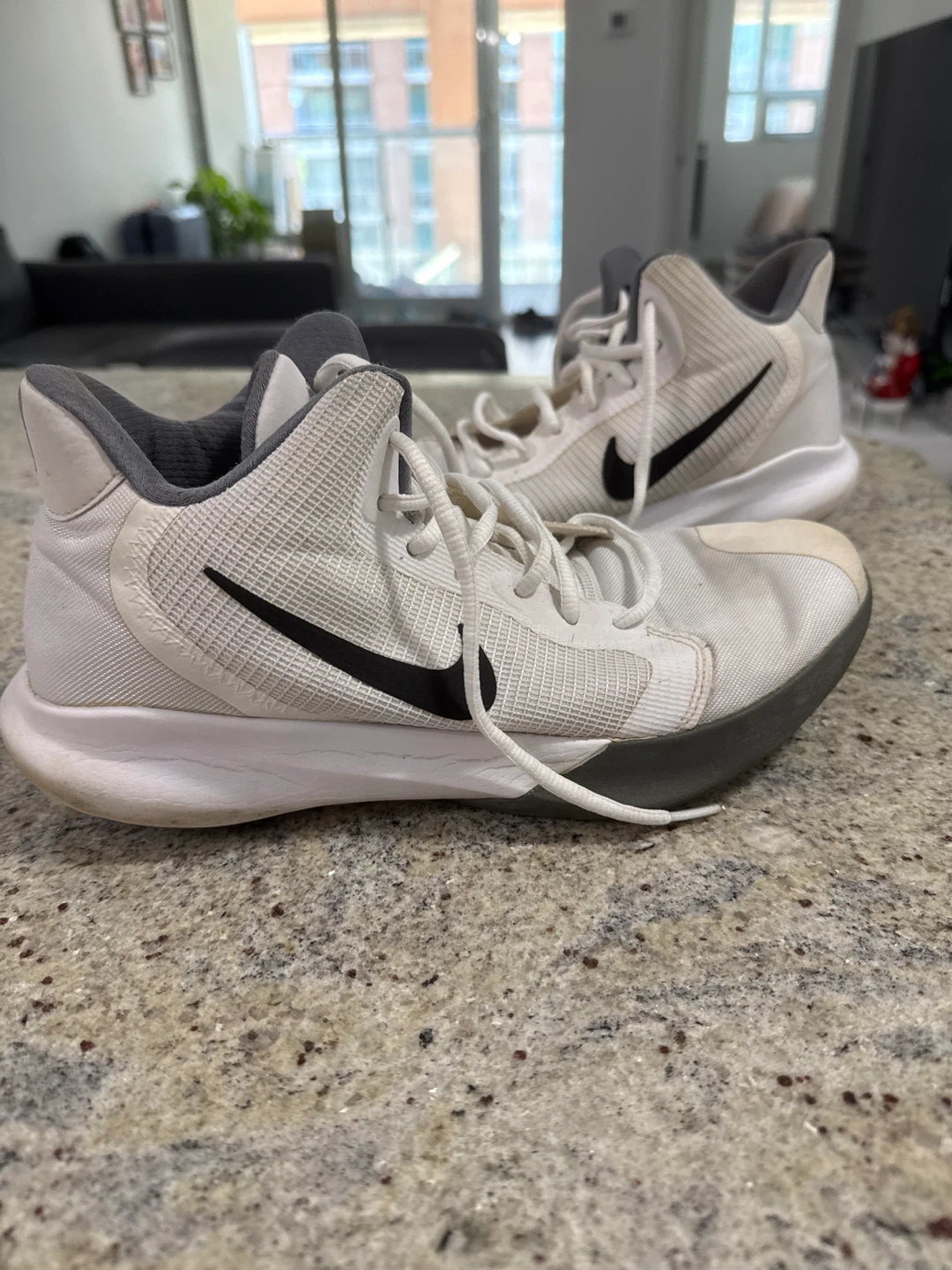 Nike White Basketball Shoes - US 9.5