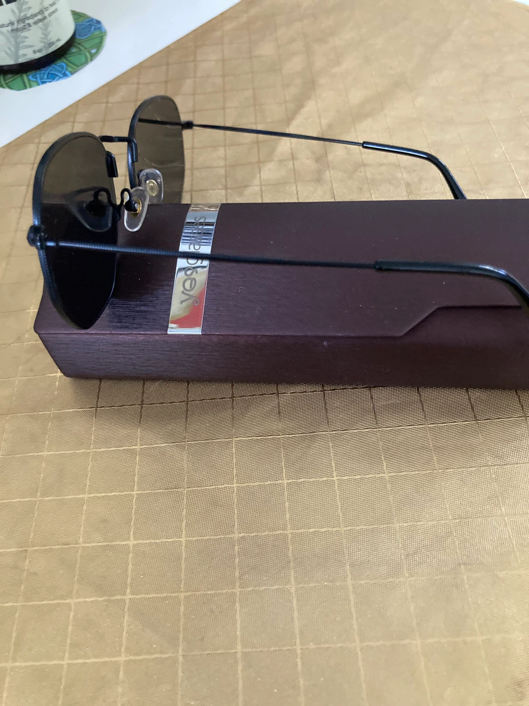 Black Sunglasses with Case - photo 3