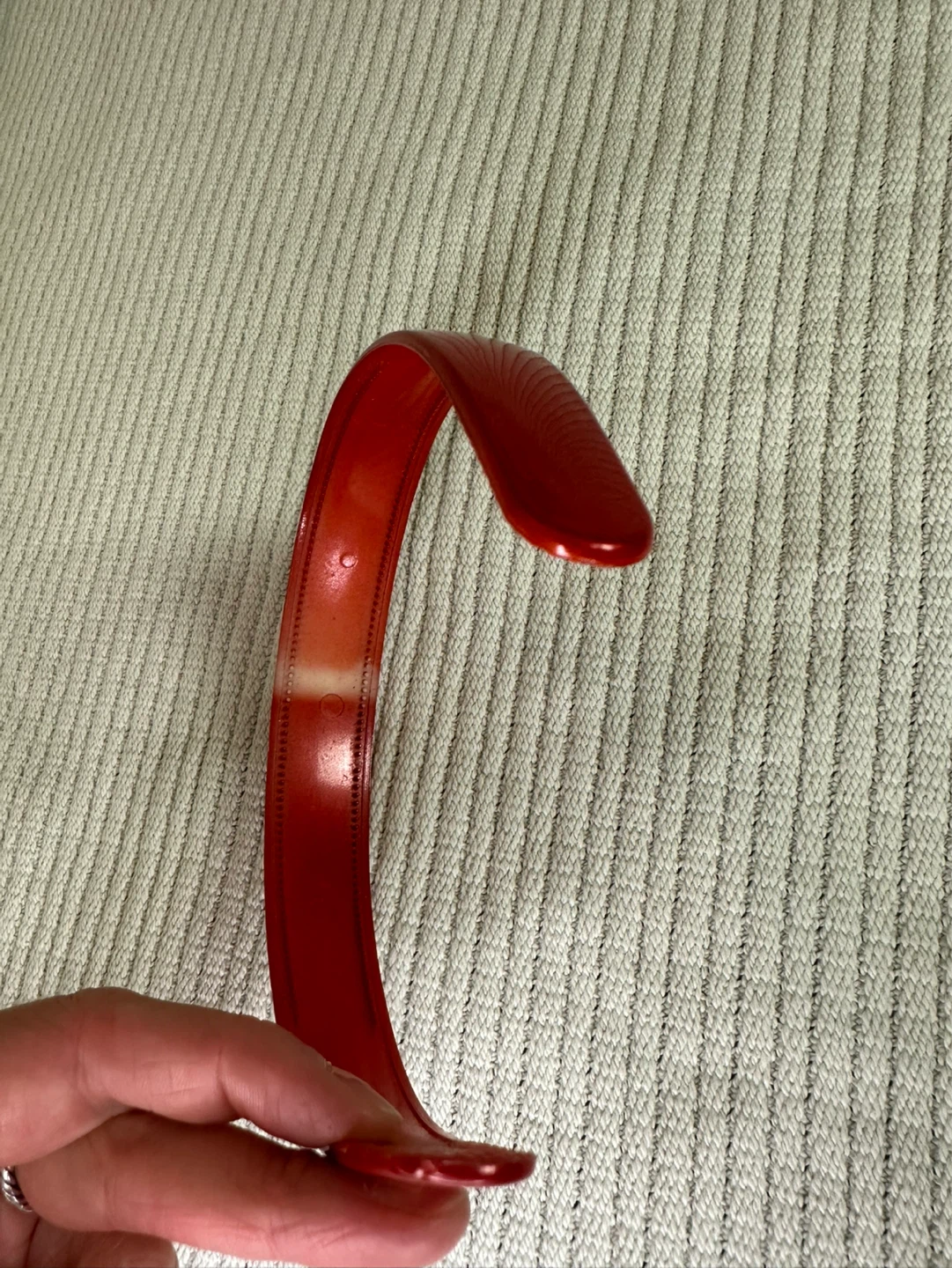 Red Solid Plastic Headband Retro Glossy - photo 2