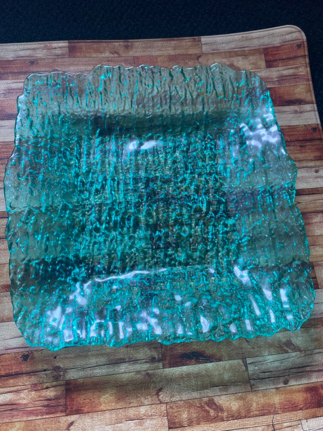 Set of 6 Textured Green Glass Plates - photo 4