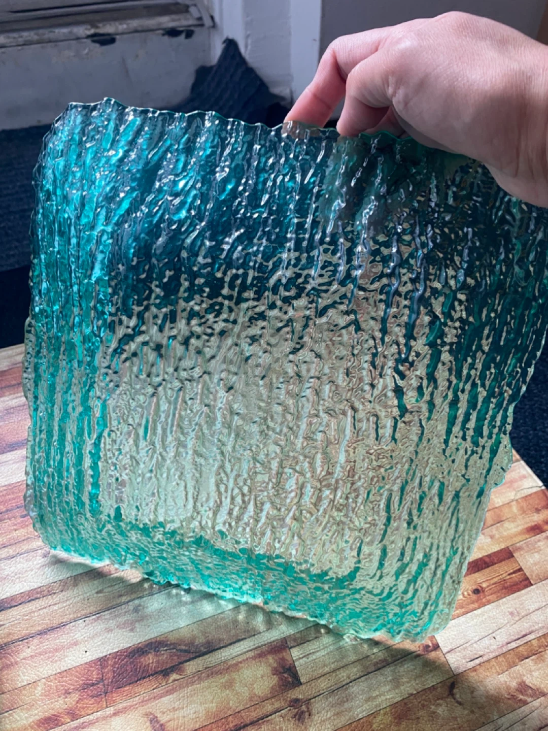 Set of 6 Textured Green Glass Plates - photo 2