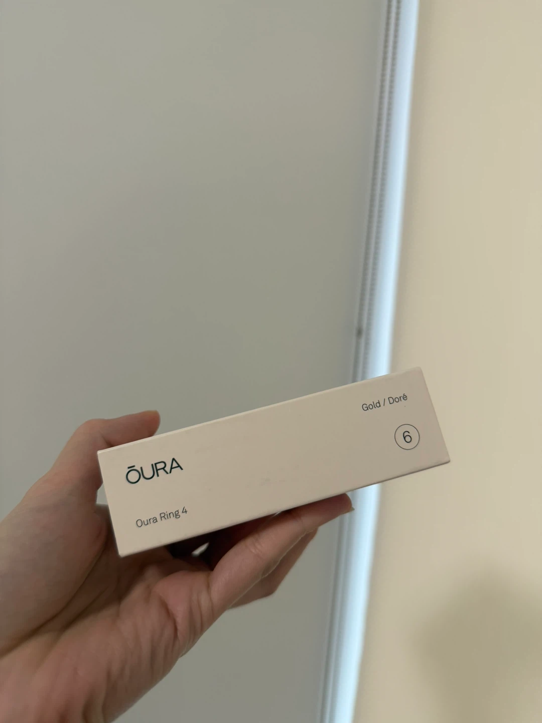 Oura Ring 4 Gold Size 6 Brand New - photo 2