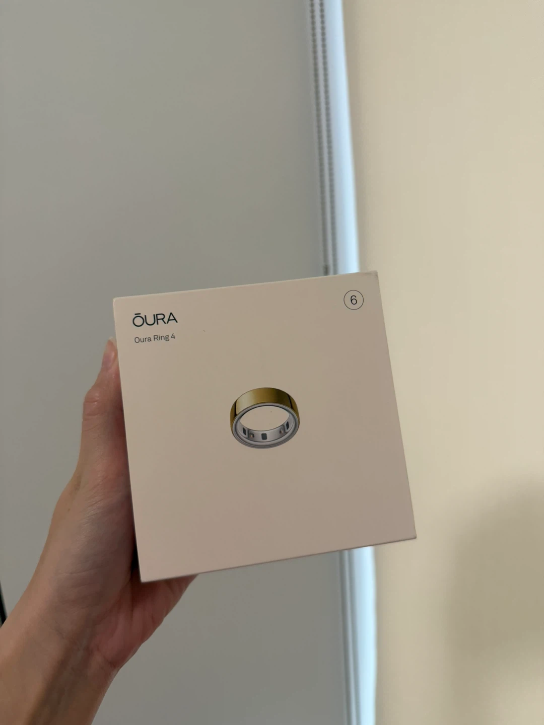 Oura Ring 4 Gold Size 6 Brand New