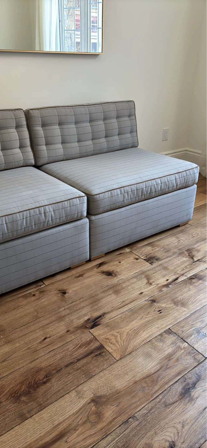 NEW MODERN TUFTED GRID PATTERN SOFA - photo 3