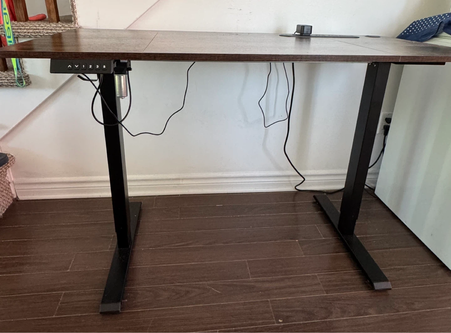 Bureau ajustable électrique bois foncé