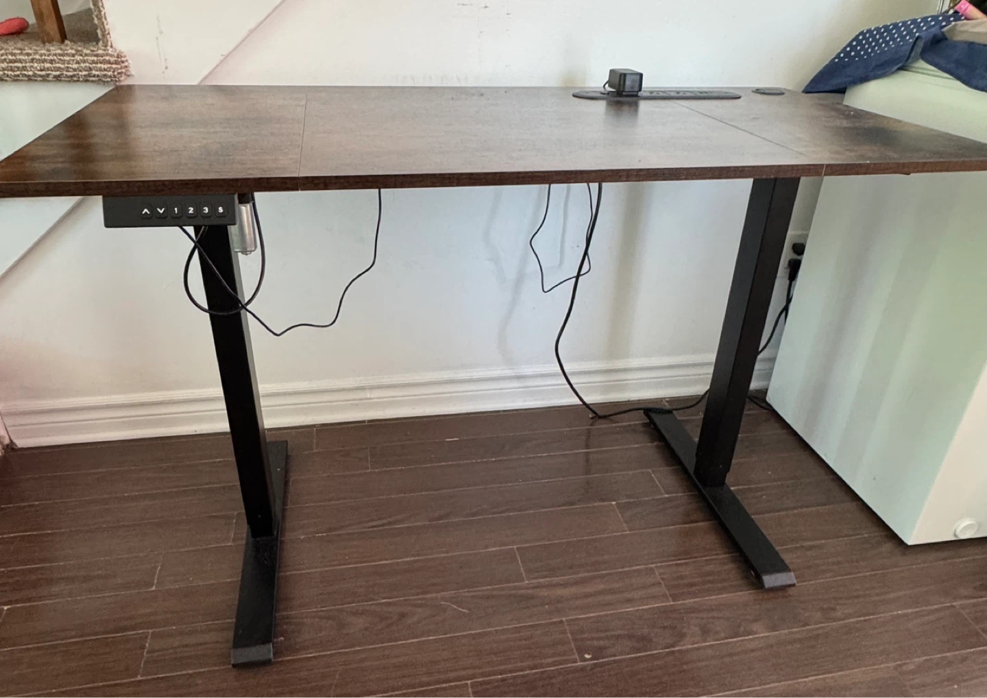 Bureau ajustable électrique bois foncé - photo 4