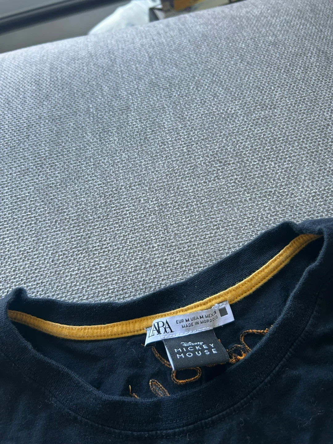ZARA x Disney Daisy Duck embroidered tee - photo 3