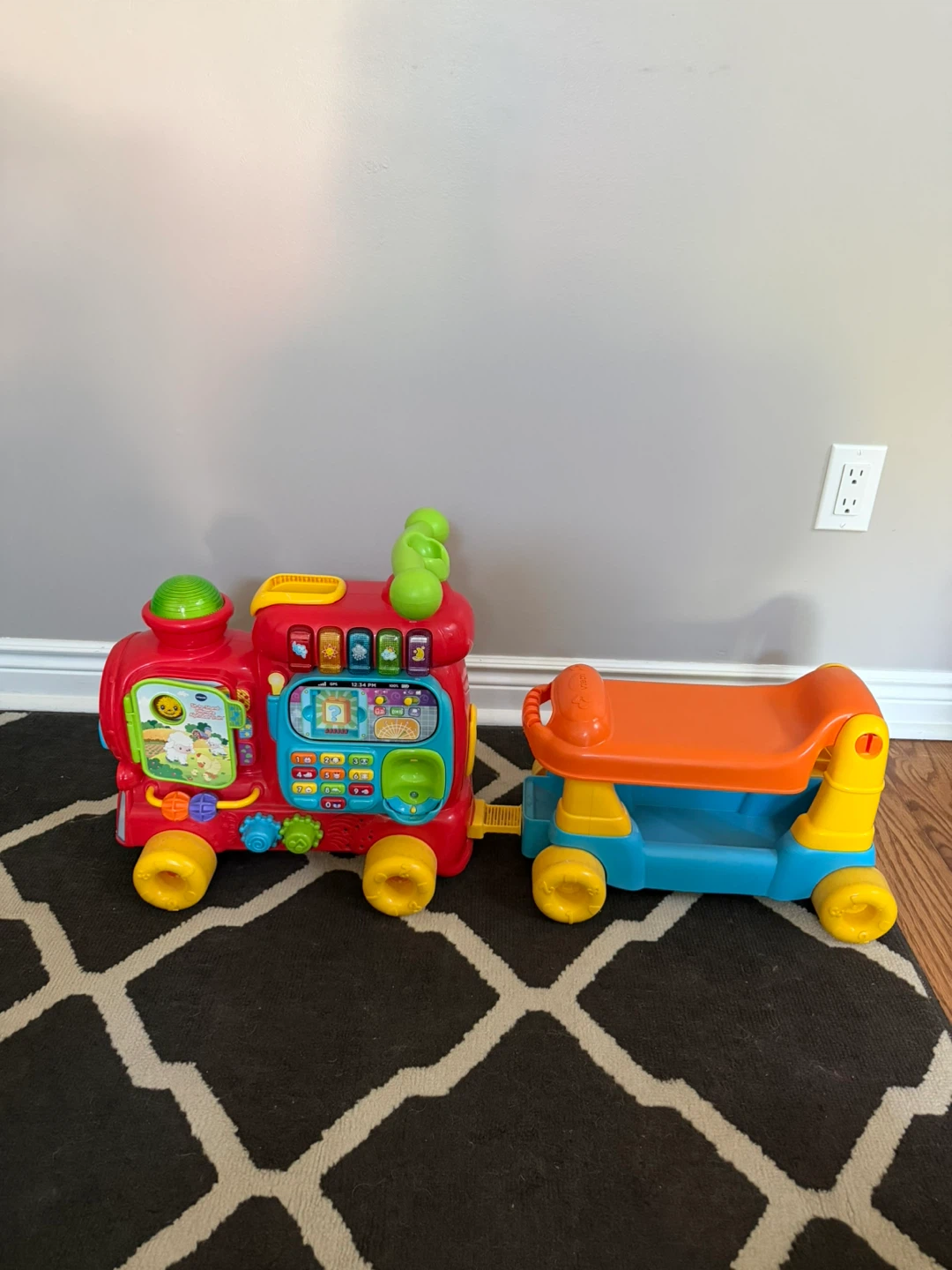Kids toys and baby bath - photo 4