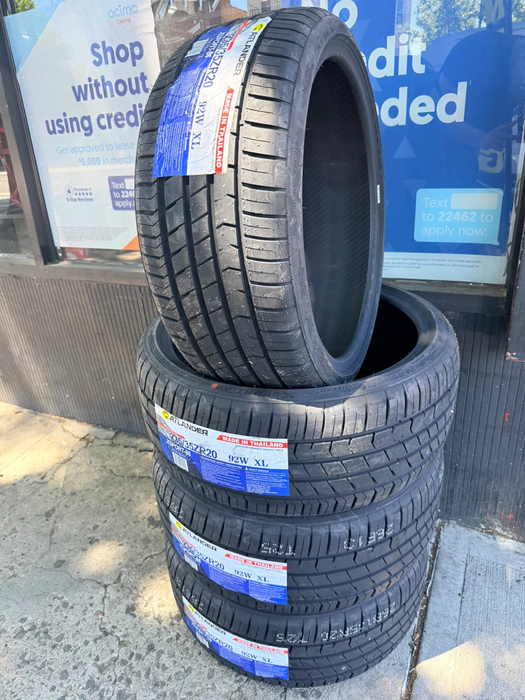 Llantas de tamaño 235-35-20 para cualquier vehículo