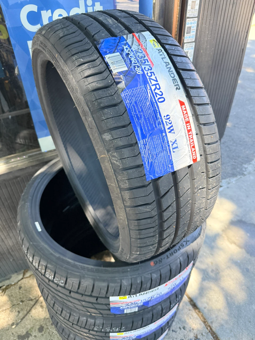 Llantas de tamaño 235-35-20 para cualquier vehículo - photo 3