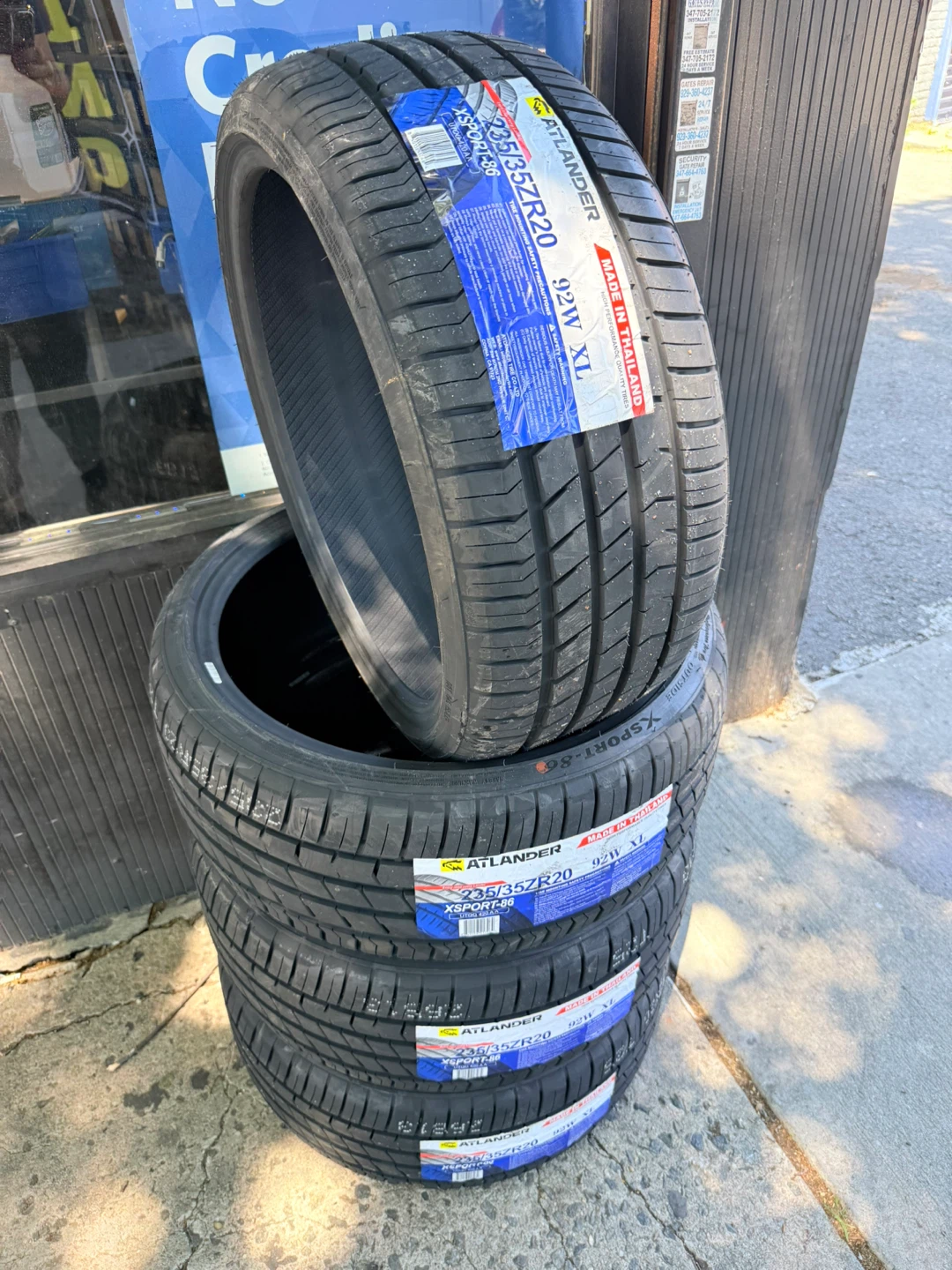 Llantas de tamaño 235-35-20 para cualquier vehículo - photo 5