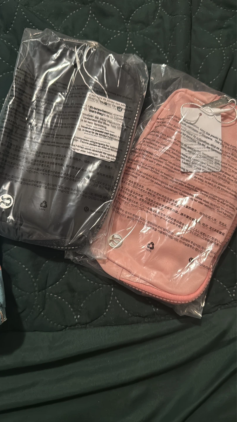 Lululemon Pouches - Black and Pink