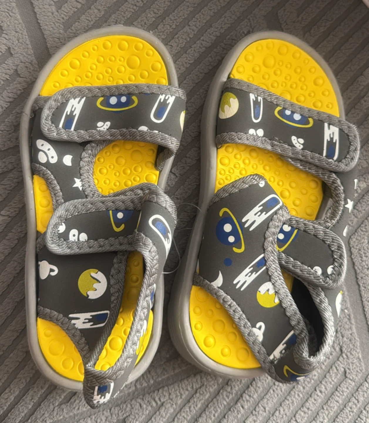 Kids Sandals Size 10.5