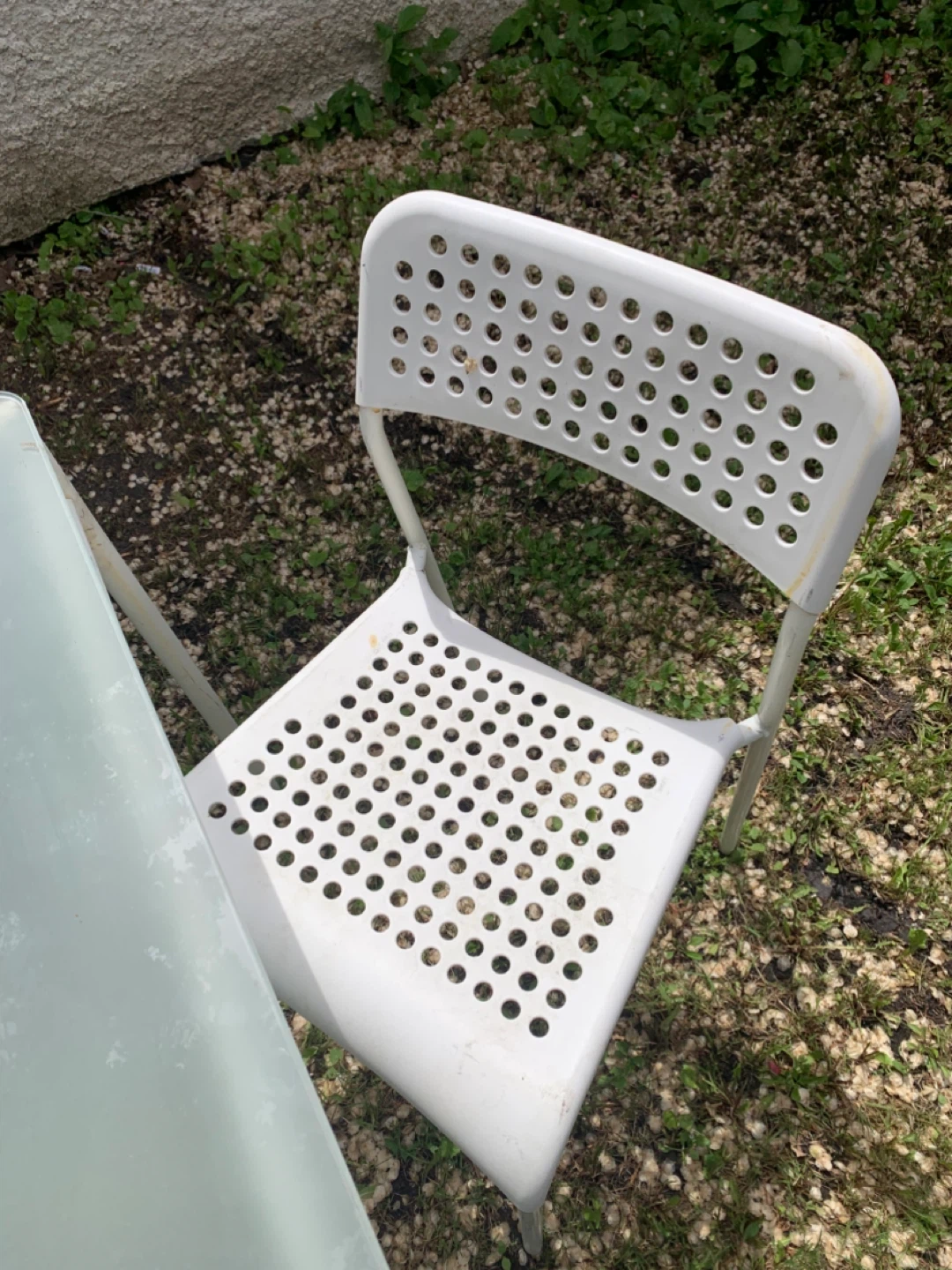 White Glass Top Table with 2 Chairs - photo 3