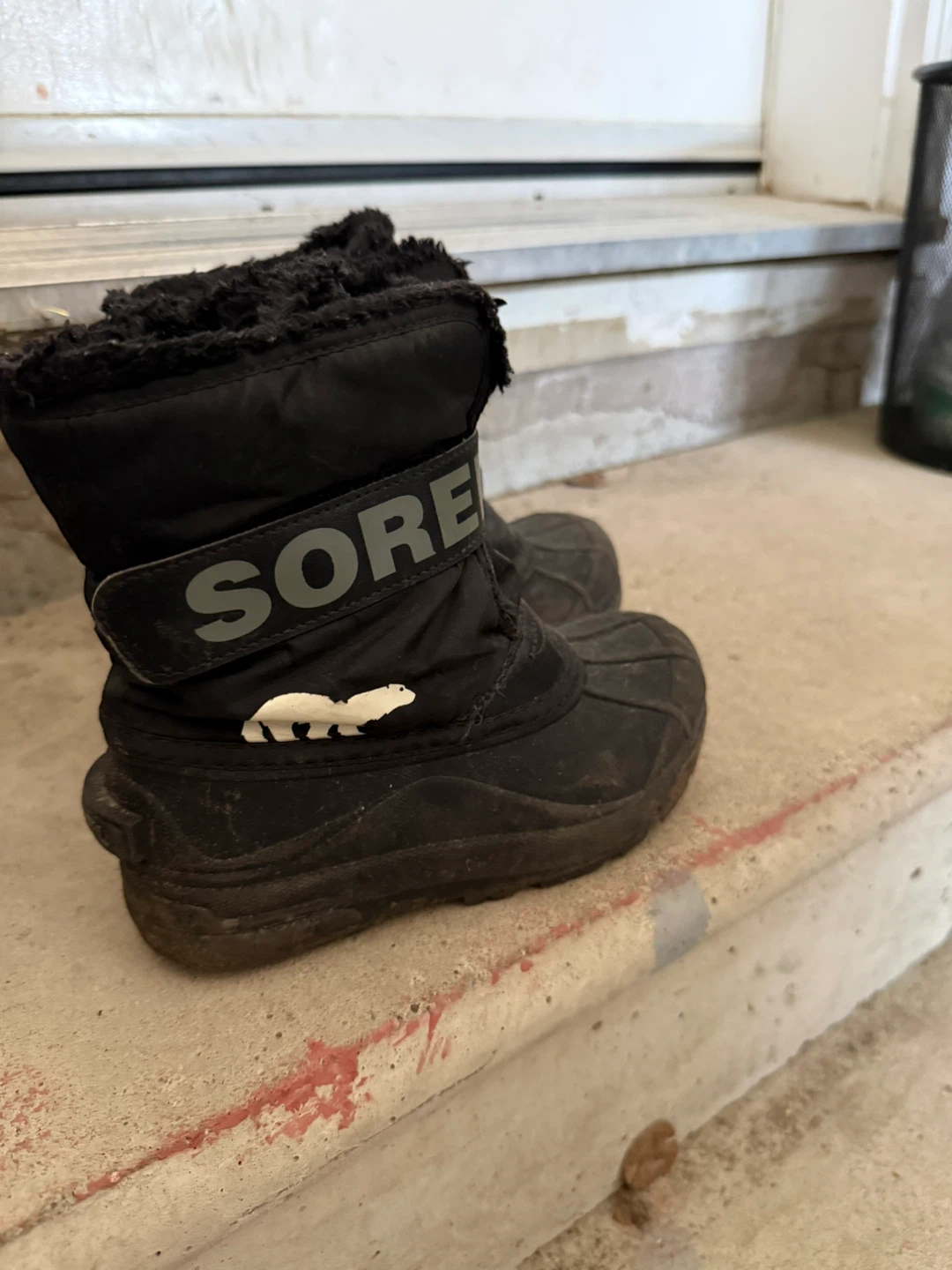Sorel Children's Snow Commander Boots Size 13