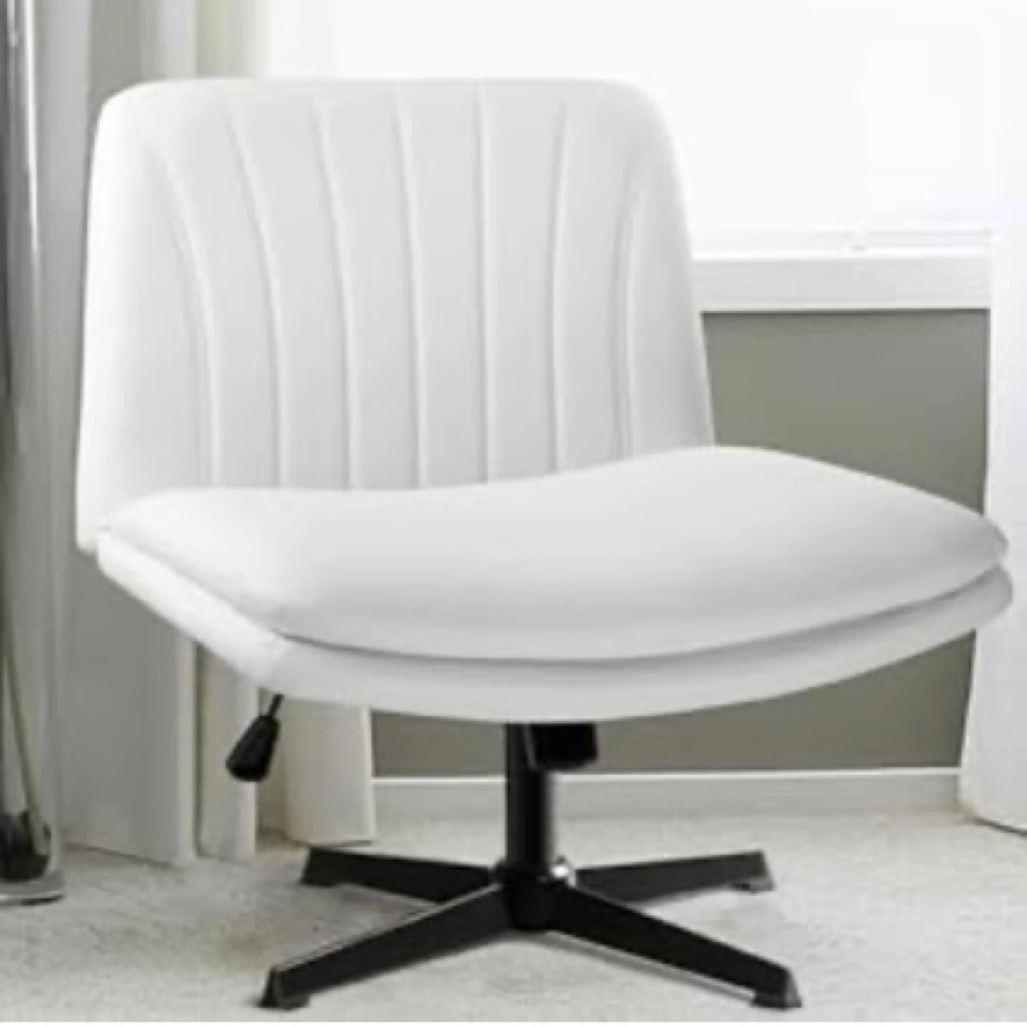 Armless PU Leather Chair