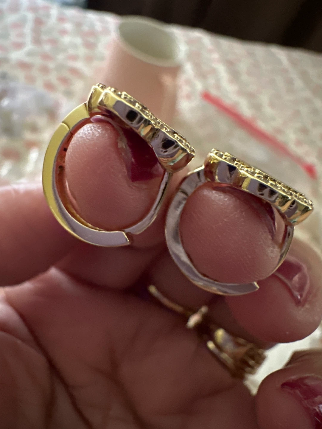Gold laminated Clover Earrings with Crystals - photo 2