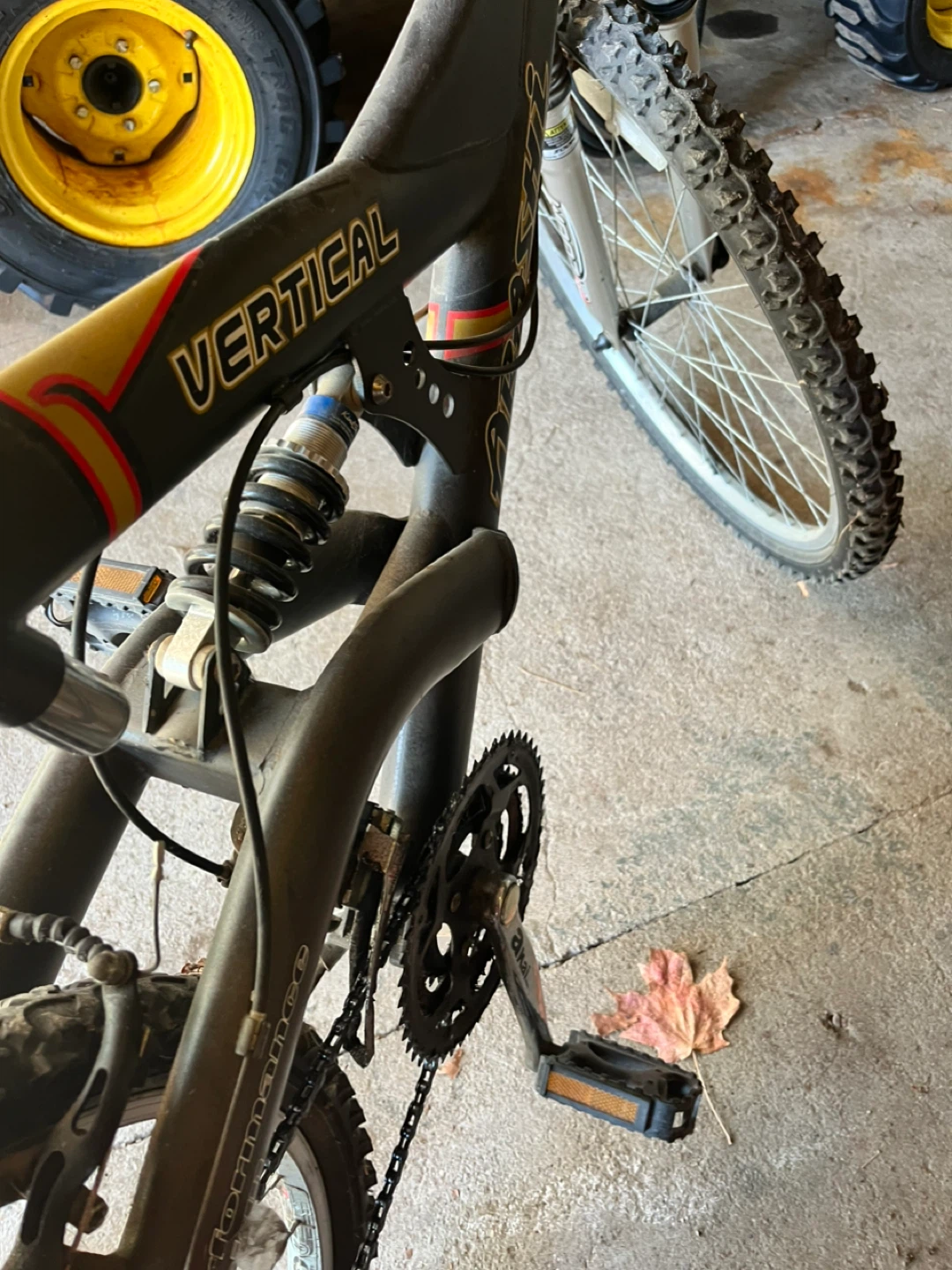 Arashi Vertical Mountain Bike - photo 5