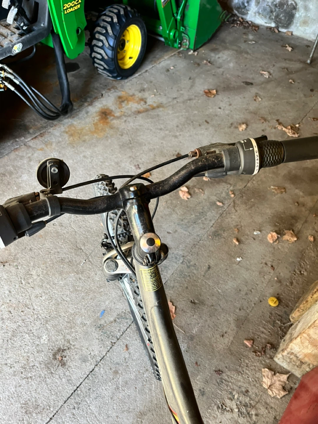 Arashi Vertical Mountain Bike - photo 4
