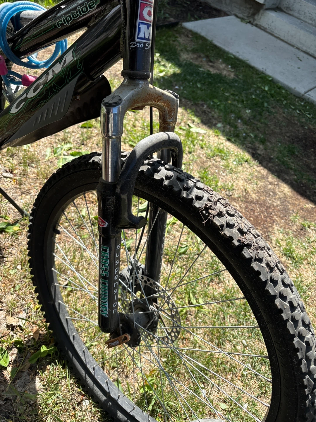 CCM Riptide Mountain Bike - 26 inch - photo 3