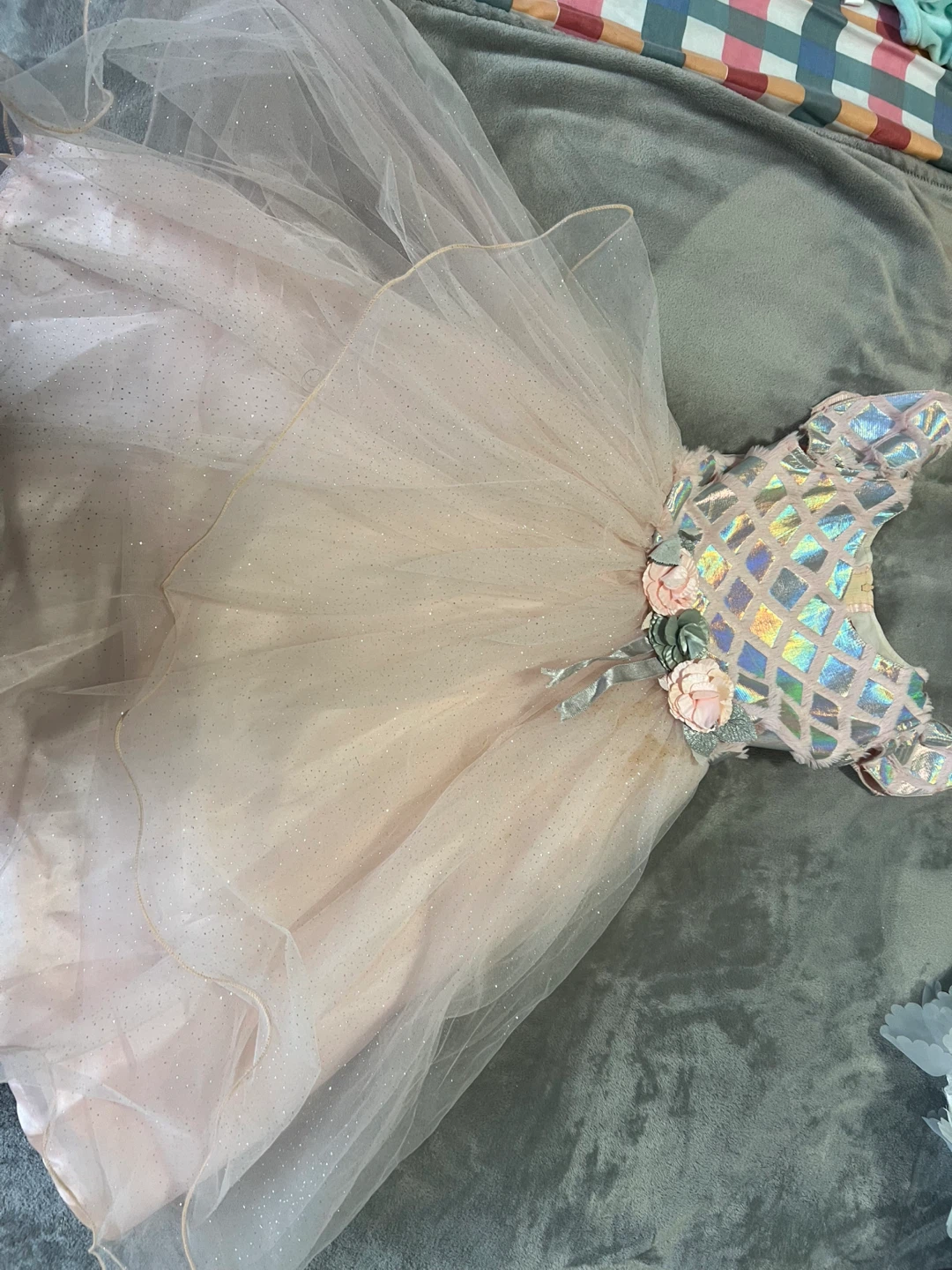 Girls' Sparkly Party Dresses - photo 2