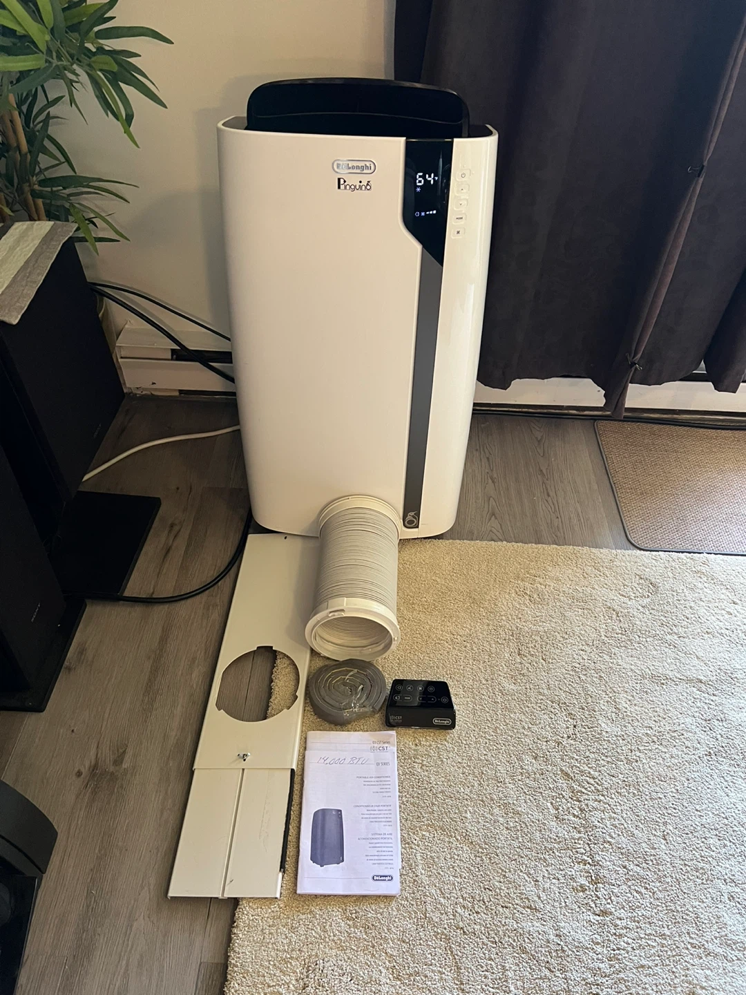 De'Longhi Pinguino 14,000 BTU Portable Air Conditioner
