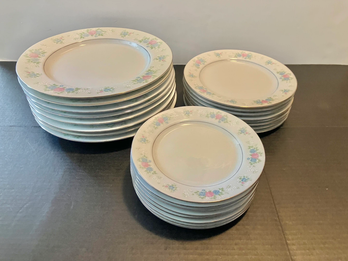 China Garden Prestige Dinnerware Set - photo 3