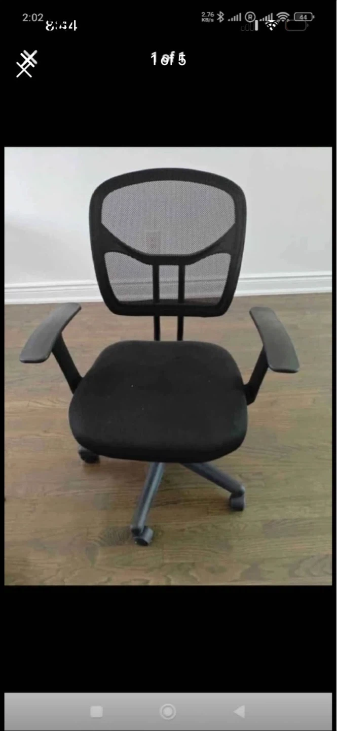Black Mesh Office Chair