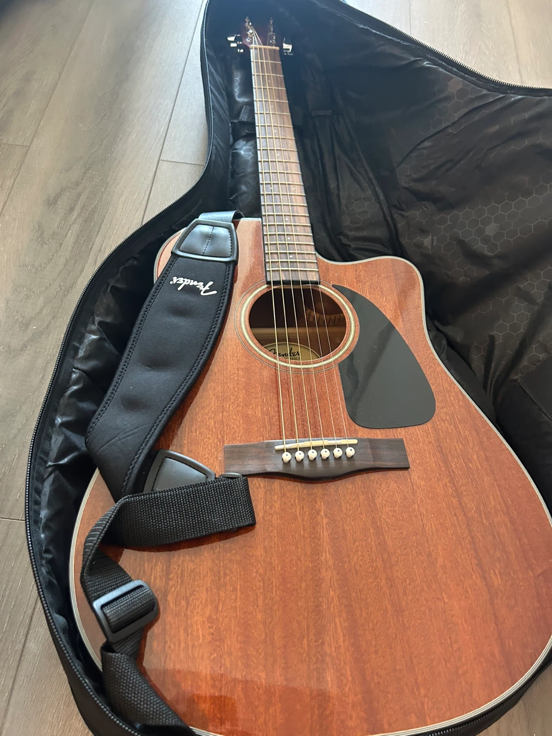 Fender CD-60CE All Mahogany Acoustic Guitar with Gig Bag