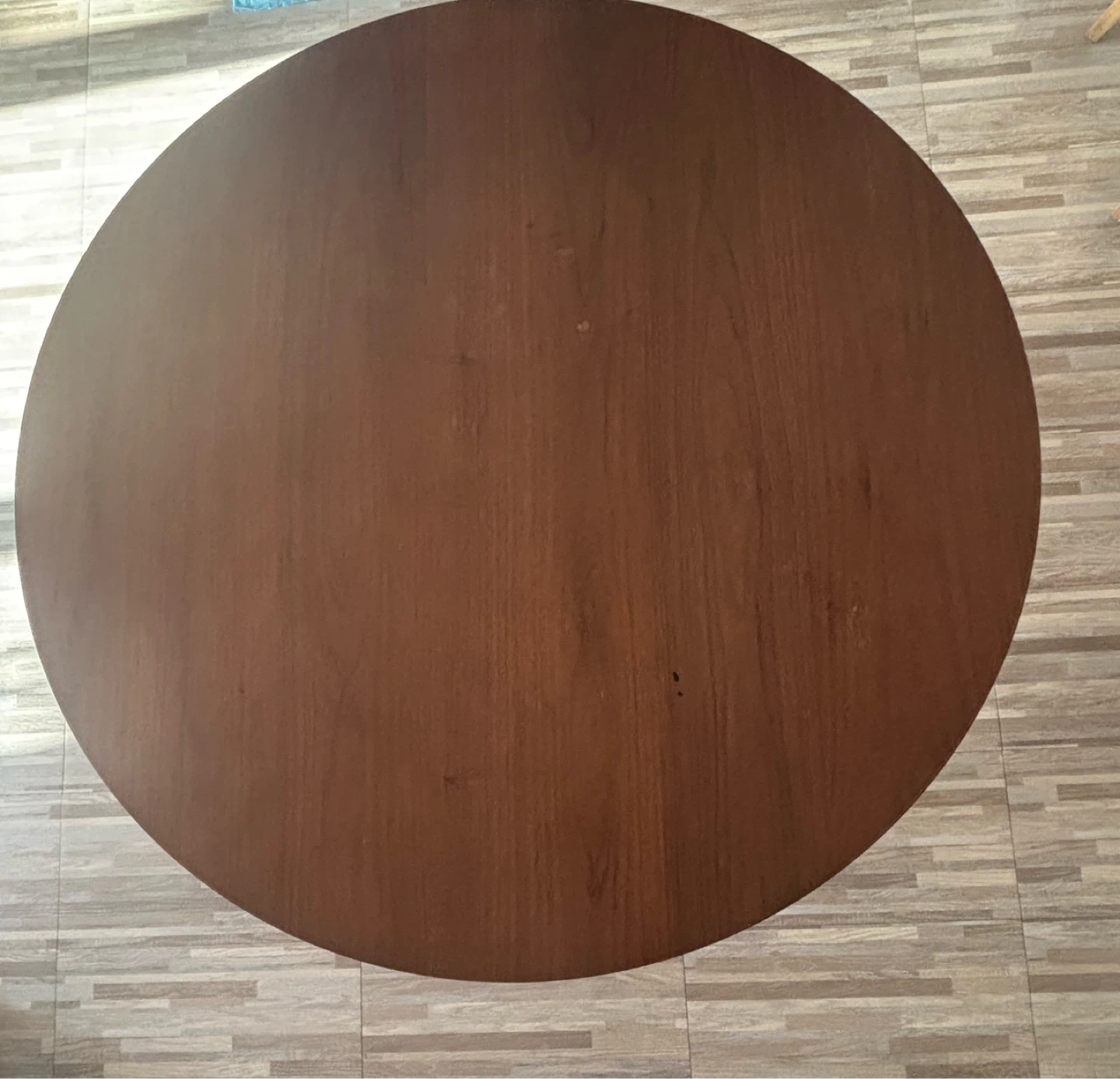 Round Wood Dining Table