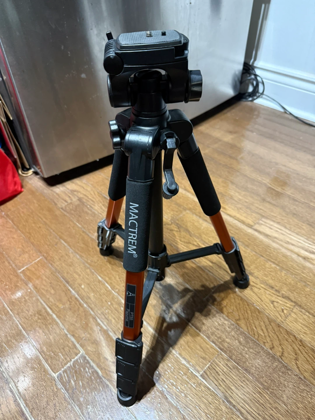 MACTREM PT55 Camera Tripod