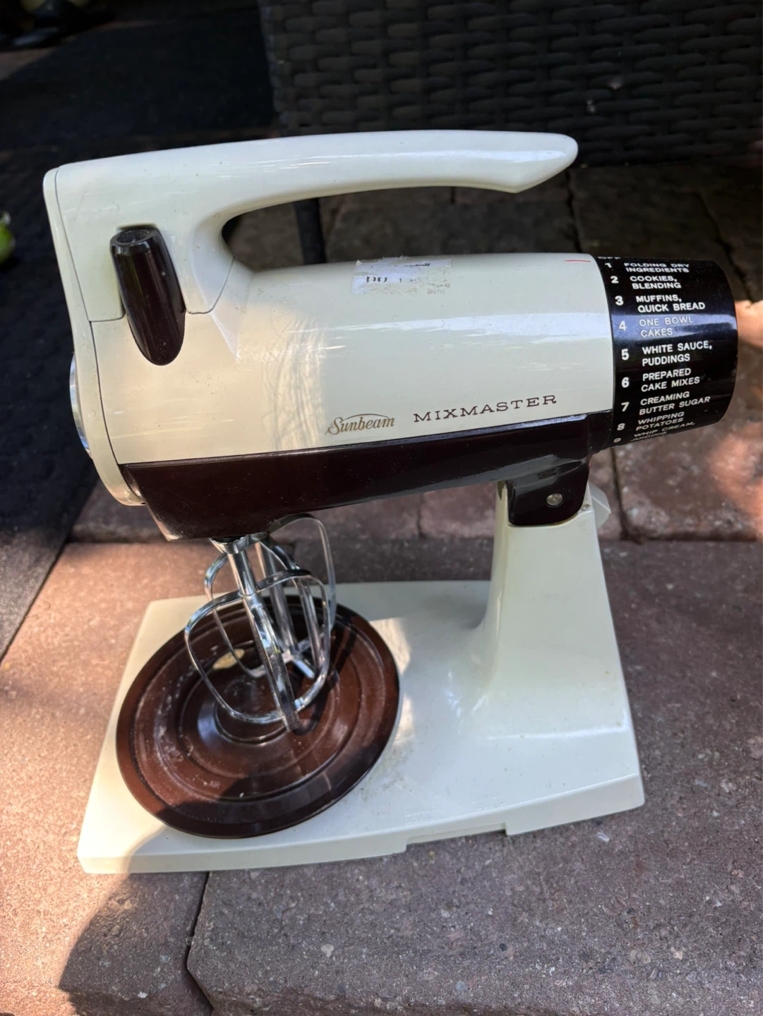 Sunbeam Mixmaster Hand Mixer
