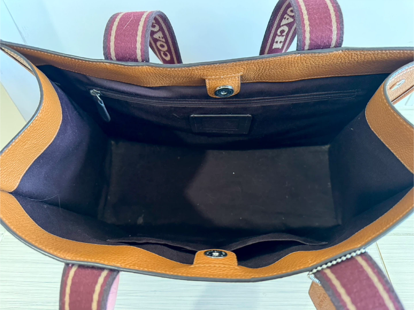 Coach Smith Tote Bag - photo 4