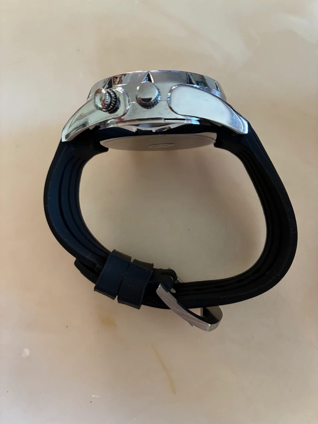 Camera watch records HD quality video and clear audio - photo 3
