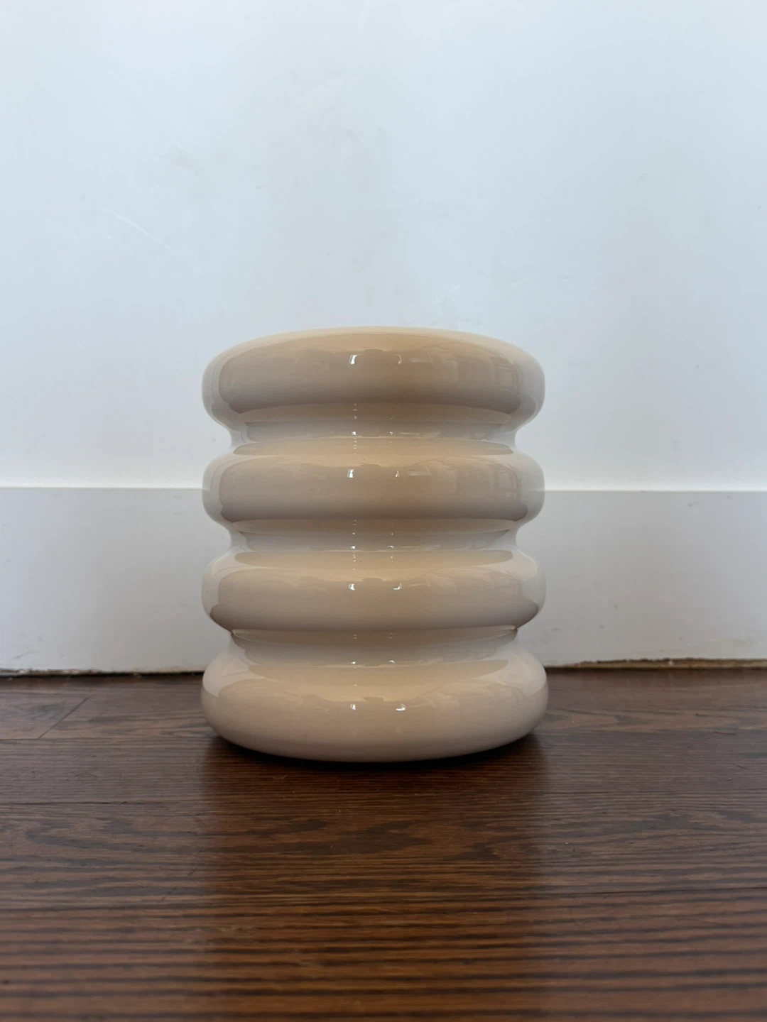 CB2 WHITE CERAMIC PLANTER - photo 3
