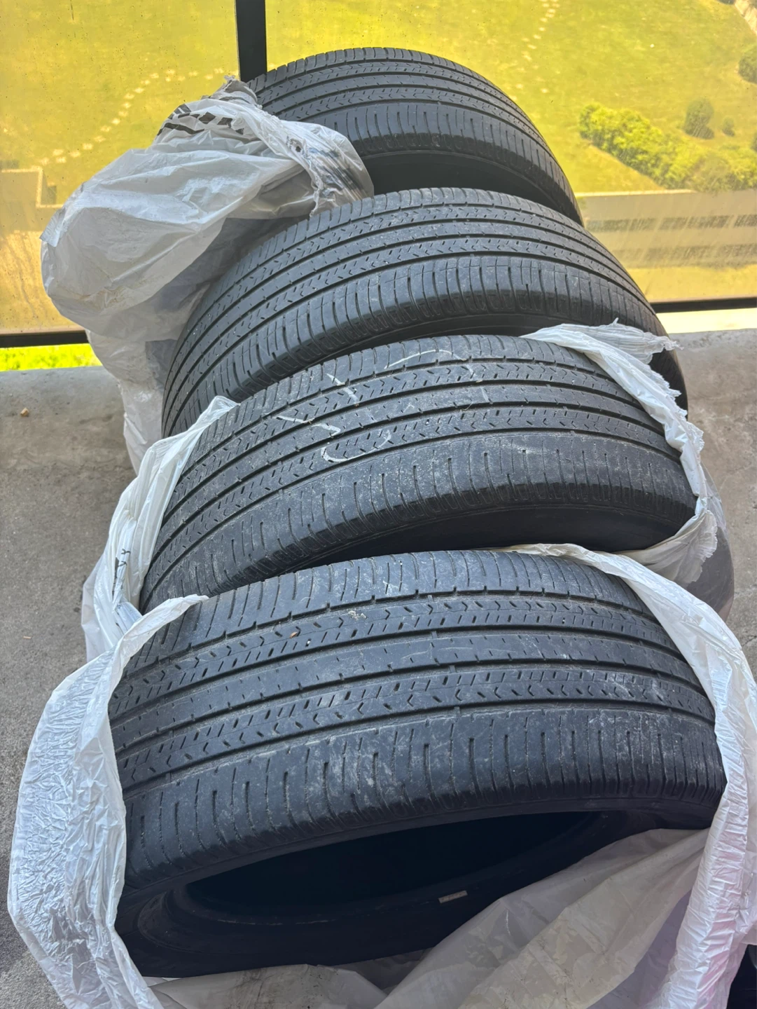 Goodyear winters Tires (Set of 4) - photo 3