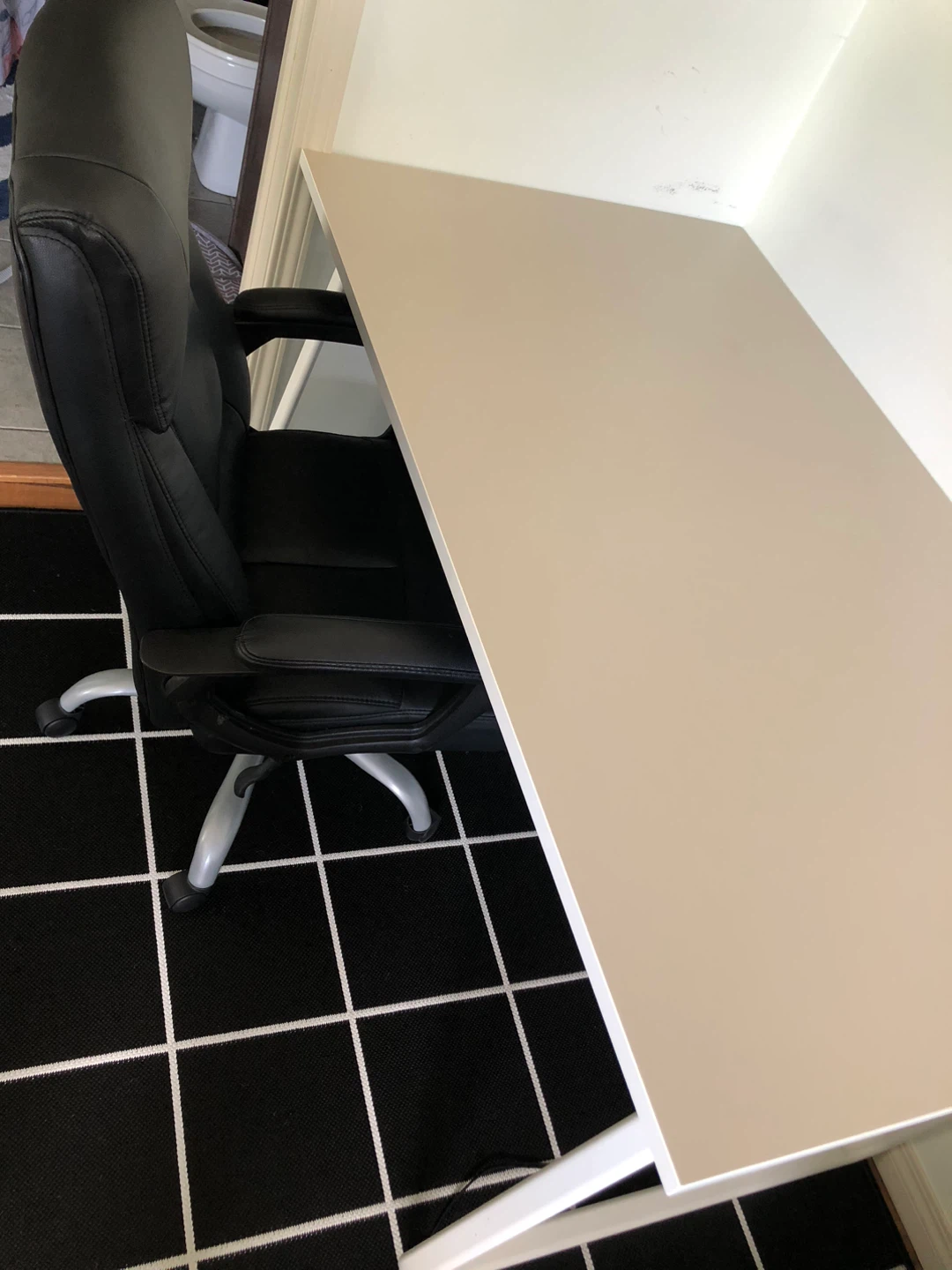 ◼︎Moving Sale◼︎IKEA Office Desk $85