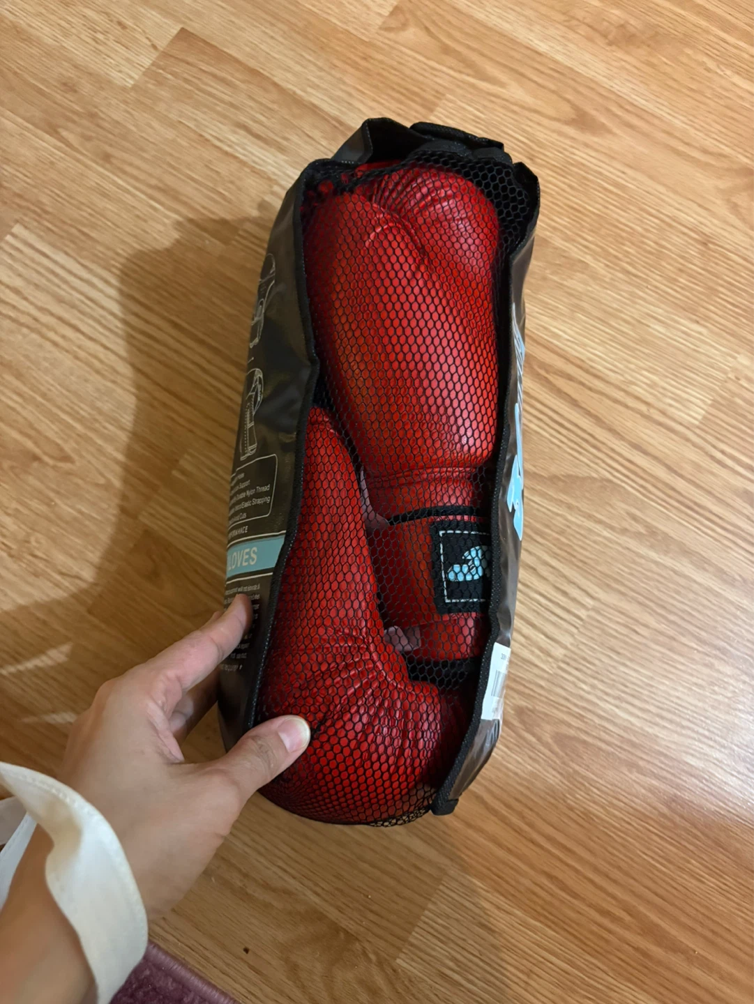 Red Boxing Gloves & Hand Wraps - photo 2