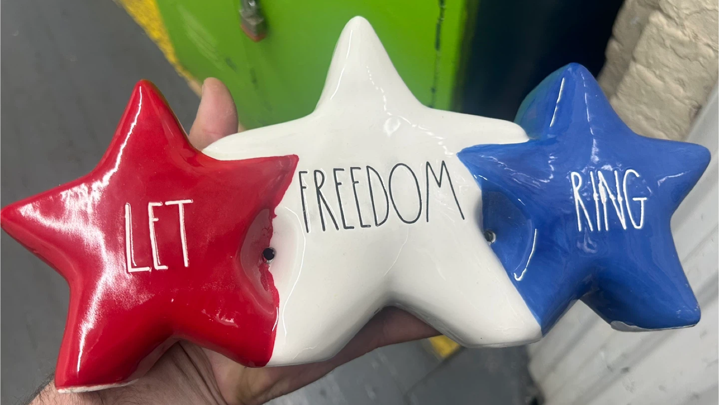 Rae Dunn "RED WHITE & BOOM" Star Decoration - photo 2