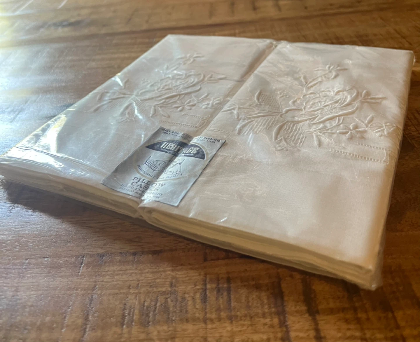 Vintage Embroidery Pillow Cases - photo 4