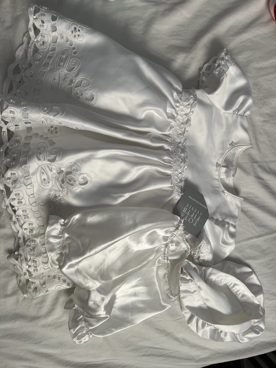 White Christening Gown with Bonnet and Sleeves - photo 2