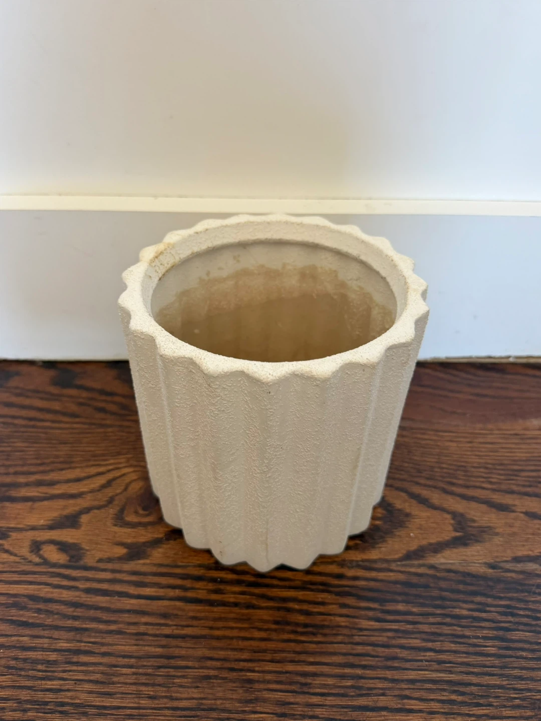Ceramic Pot with Plant - photo 3
