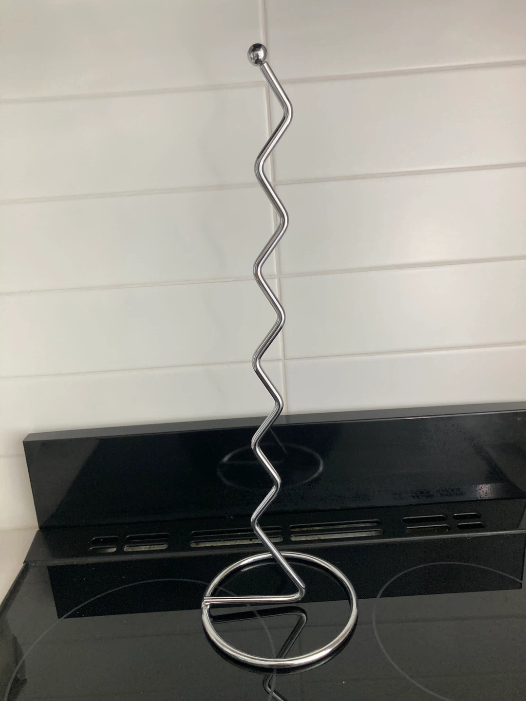 Zigzag Chrome toilet roll Holder
