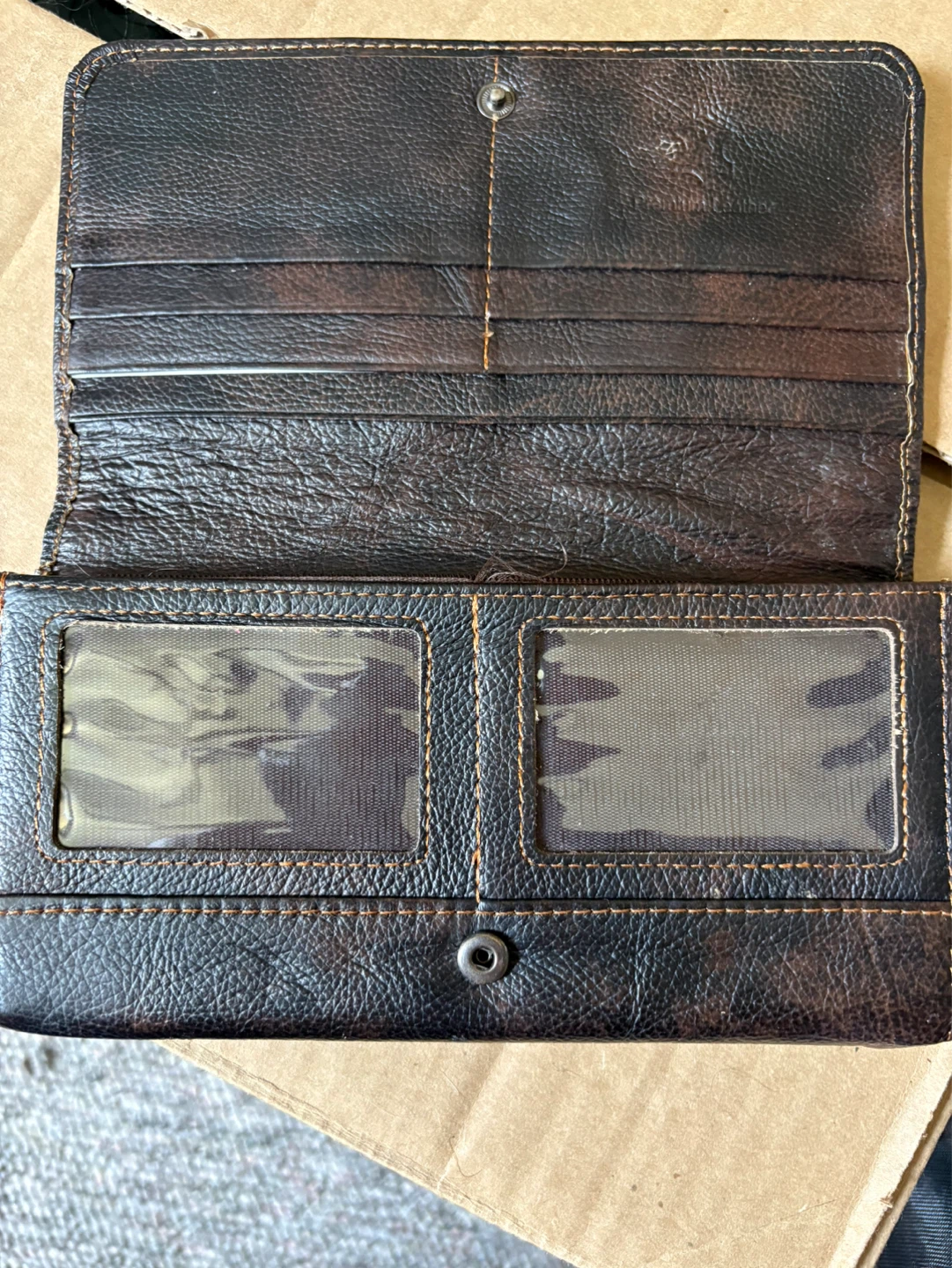 Kangaroo Brown Leather Trifold Wallet - photo 2