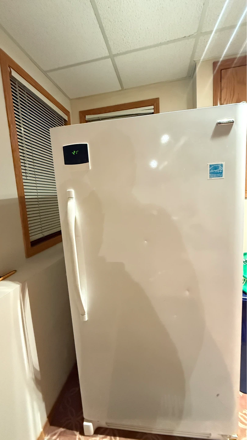 Moving Sale - White Kenmore Upright freezer - photo 2