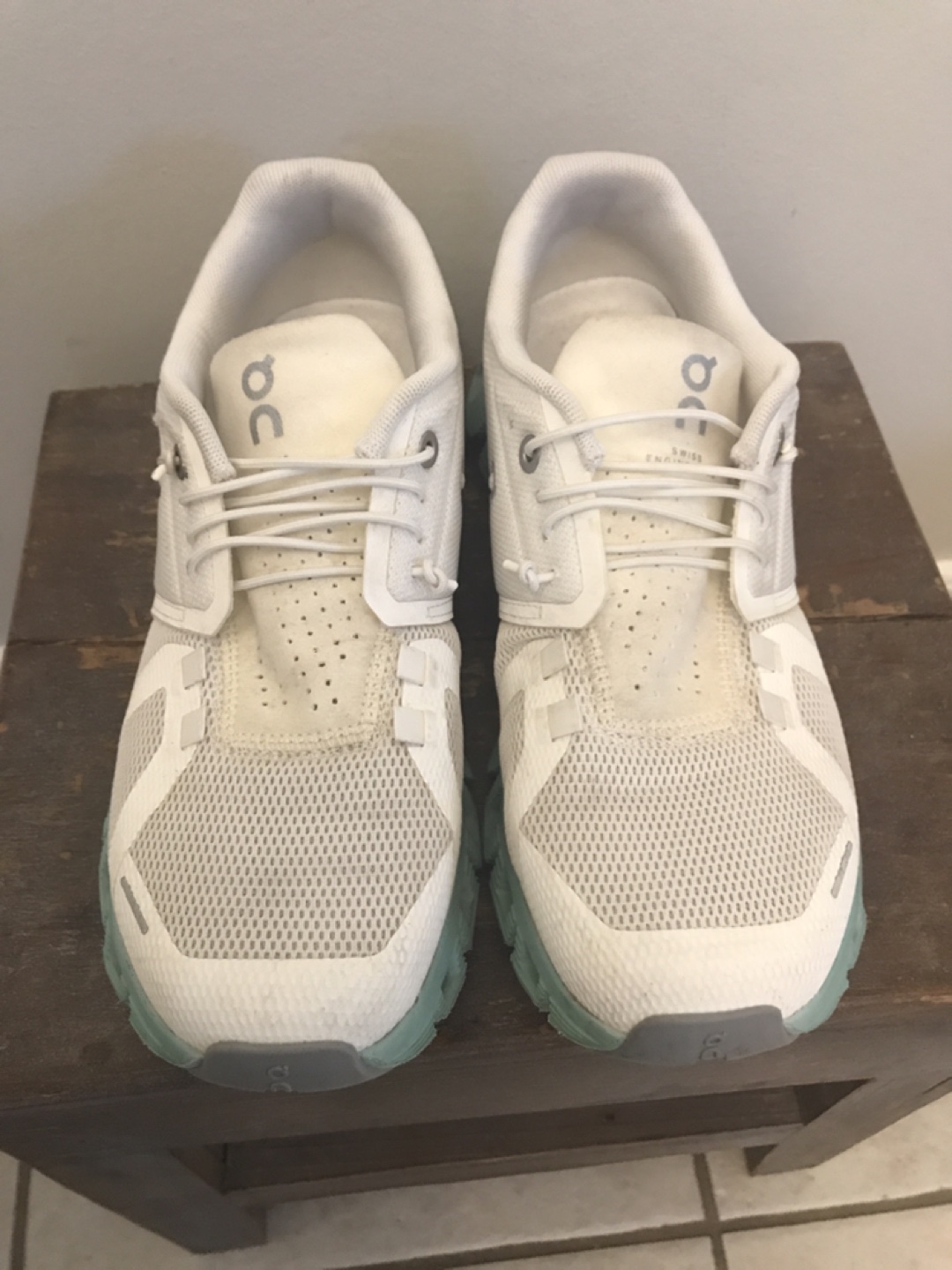 ON Cloud Running Shoes - White - photo 2