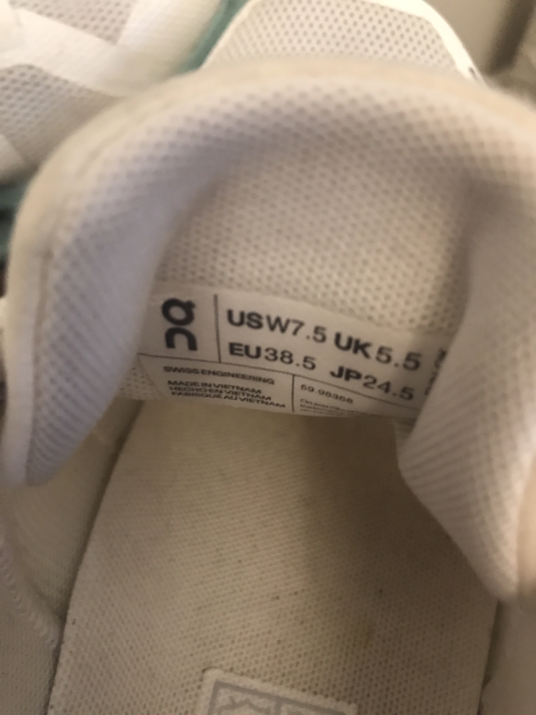 ON Cloud Running Shoes - White - photo 5