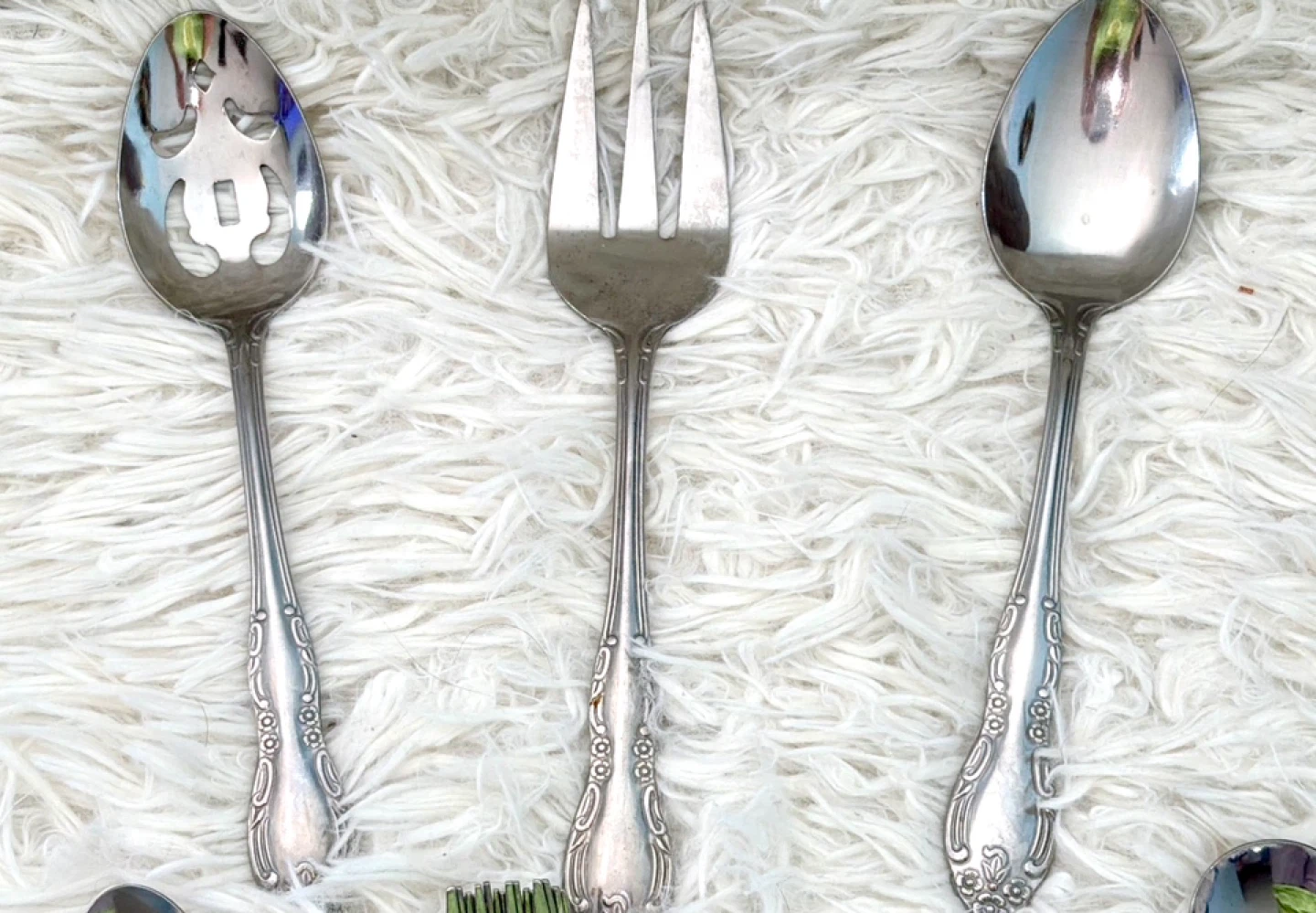 Gibson Stainless Steel Flatware-Vintage Set of 31. Preowned. - photo 5
