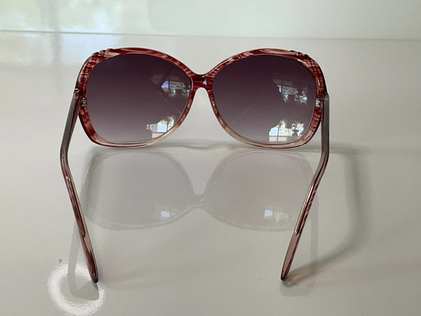 DYCE Oversized Sunglasses - Red Marble NEW - photo 2